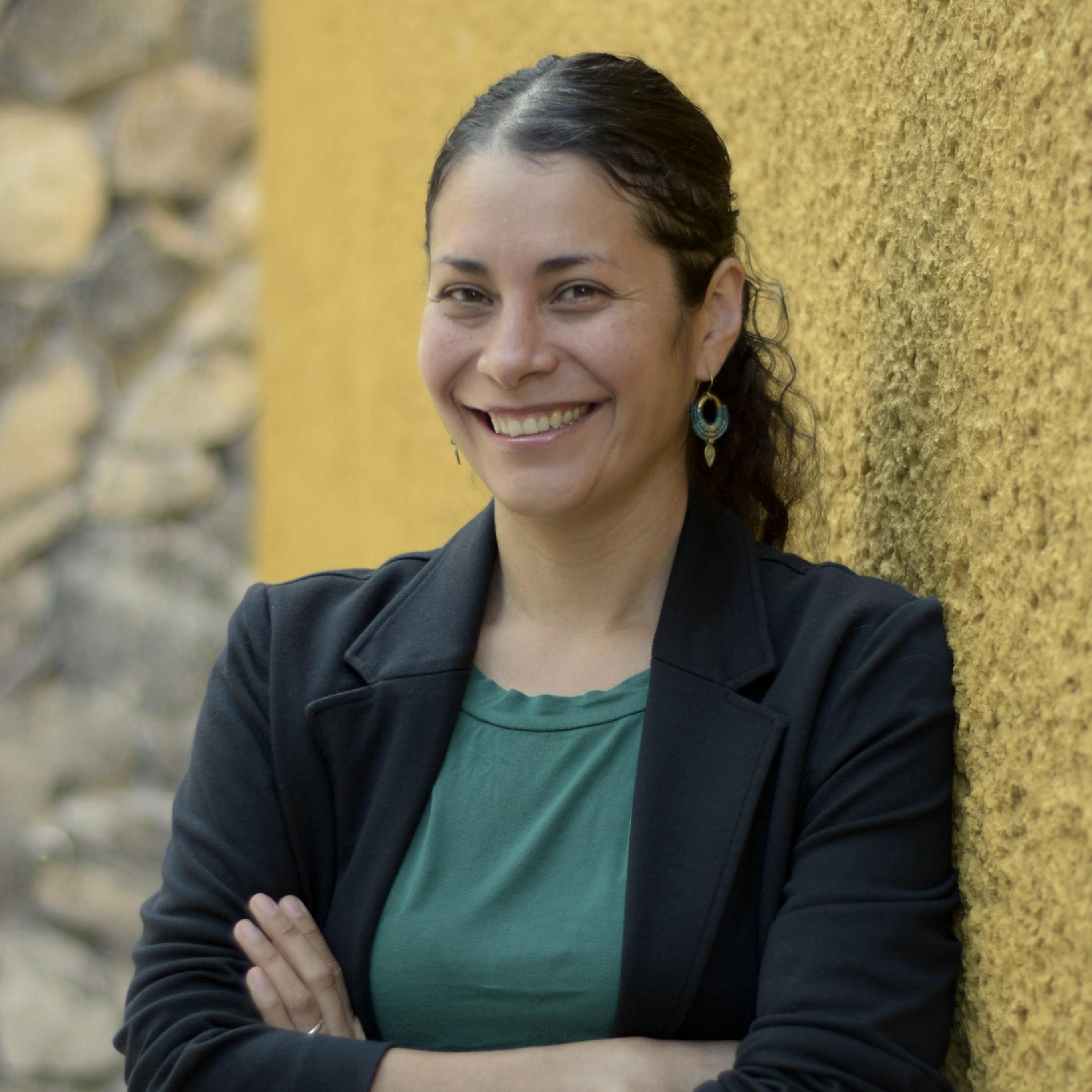 Dr. María Ávila-Arco